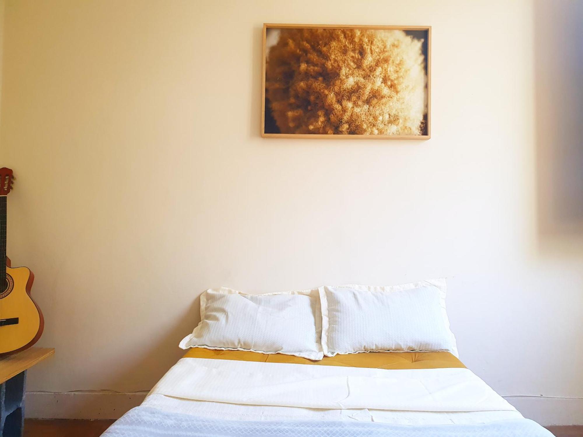 Quarto Casal Com Janela Casa Caramel Belo Horizonte Exterior photo
